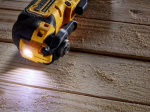 DESTOCKAGE : Multi cutter XR 12V 2Ah Brushless DeWALT + 2 batteries et 1 chargeur - DEWALT / STANLEY
